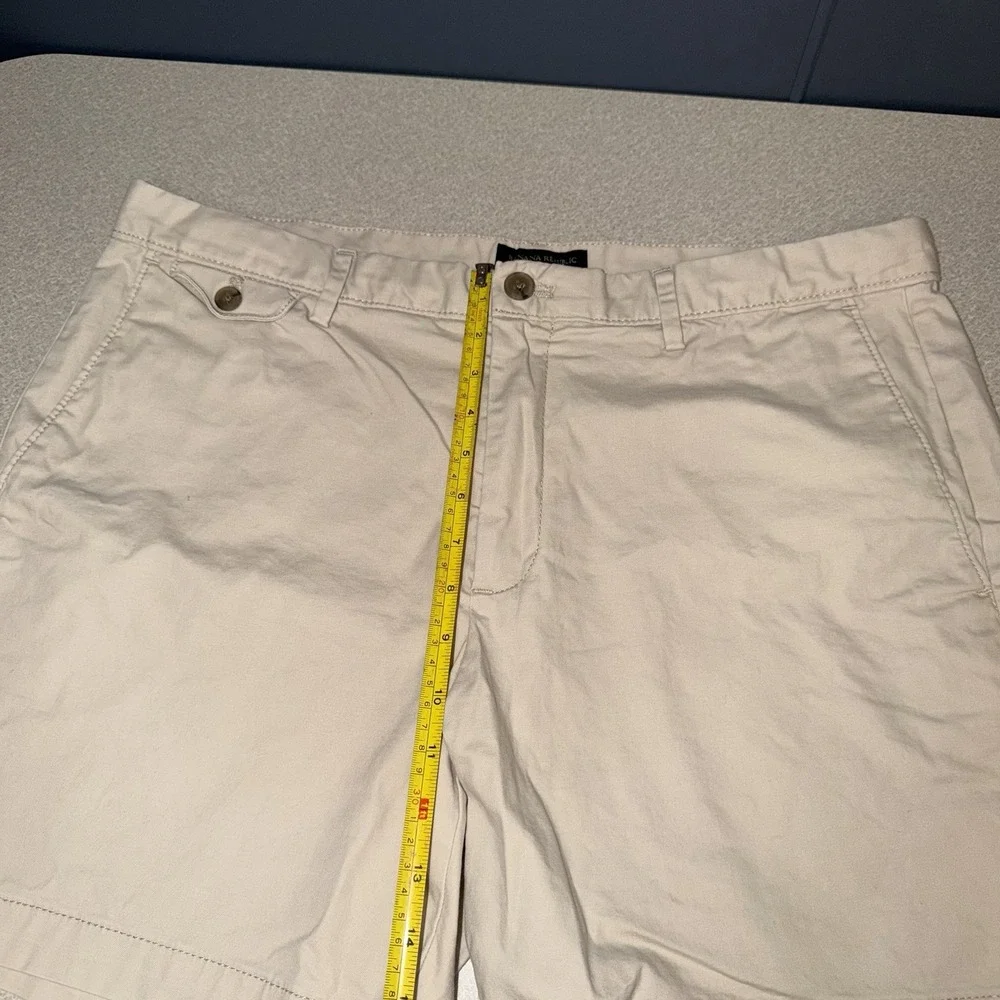Banana Republic Men's Preppy Beige Flat Front Lived In Shorts Sz 36 7